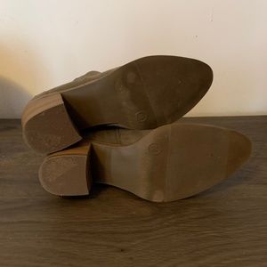 Universal Thread Ankle Boots Size 6.5